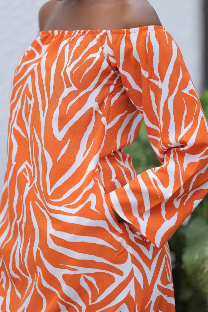 Off shoulder maxi with slits