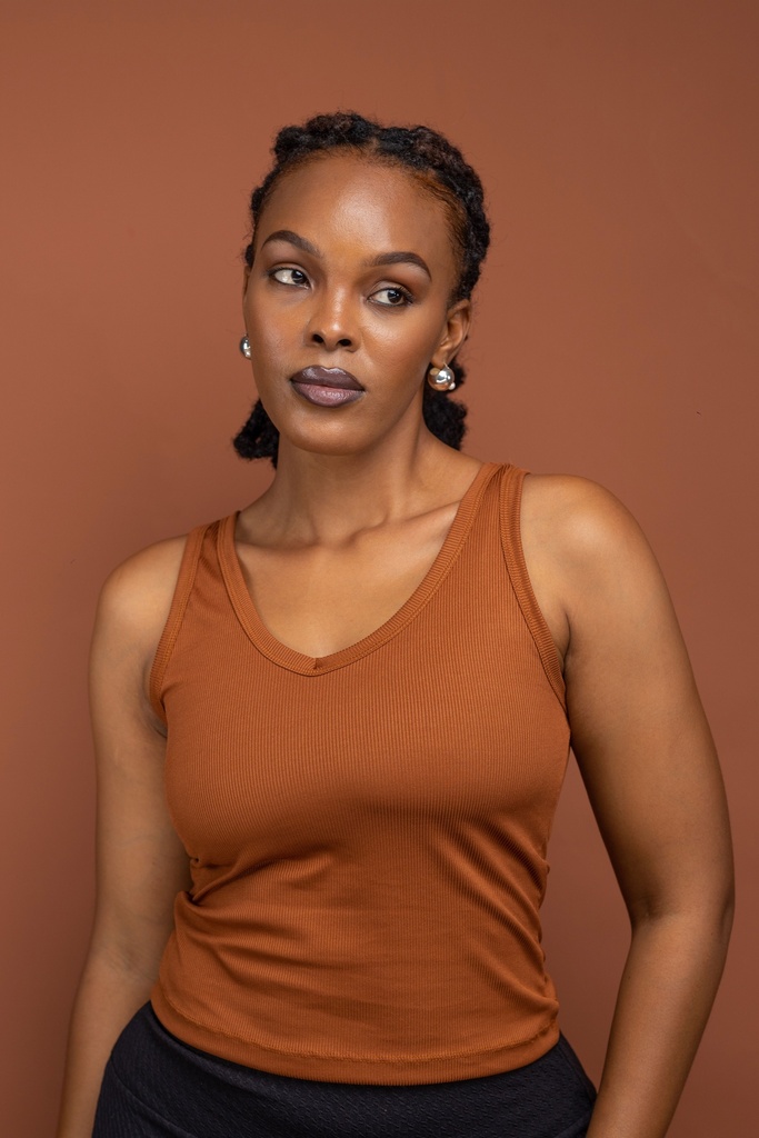 Ribbed Basic Top Low Neck