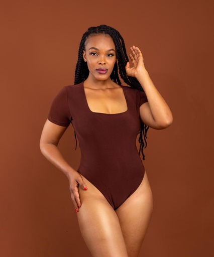 Bodysuit T-shirt sleeve Low neck