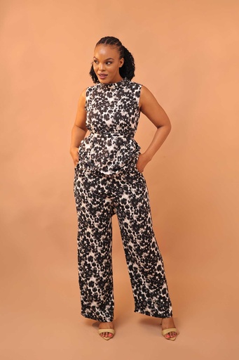 Muted black pattern luxe set